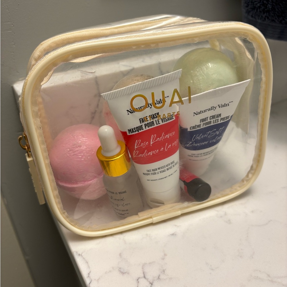 Naturally Vain beauty kit